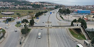 60 Evler ve Çenesuyuna iki modern üstgeçit