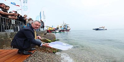 9. İzmit Körfezi Balık Salımı yapıldı