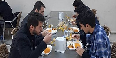 Anne eli öğrencilerle tekrar buluştu