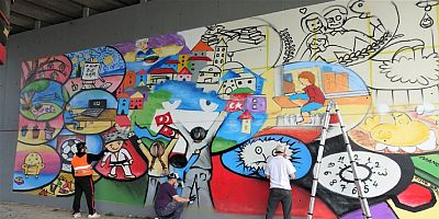 Başiskele´yi Minik Ressamların Resimleri Renklendiriyor	