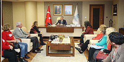 Başkan Büyükakın: 100 bin fidanı toprakla buluşturacağız