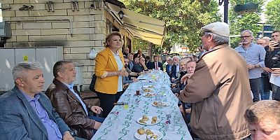 Başkan Hürriyet Fevziye Camiinde vatandaşlar ile bir araya geldi