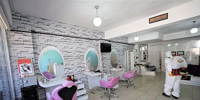 Berber ve Kuaförler Dezenfekte Edilmeye Başlandı	