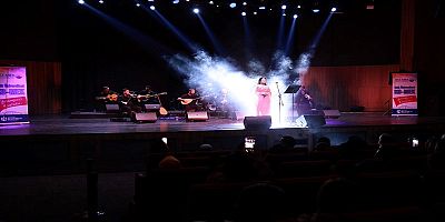 Bozkırın tezenesi Neşet Ertaş türkülerle anıldı