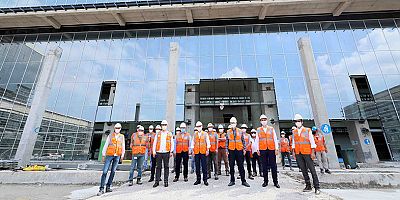 Büyükakın Şehir Hastanesini inceledi