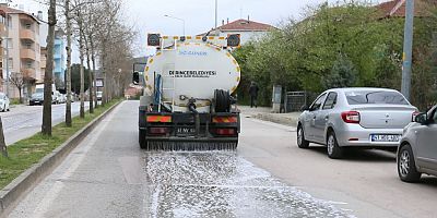 Derince Deterjanla Yıkanıyor