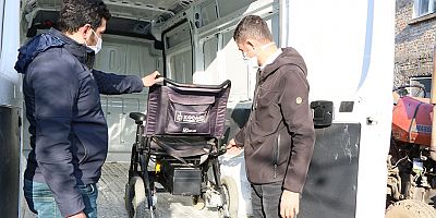 Engellilerin akülü arabaları tamir ediliyor