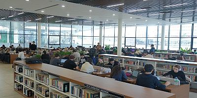 Gençlerin hafta sonu rotası kütüphaneler oldu