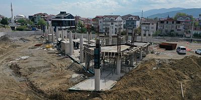 Gölcük Terminal Binası hızla ilerliyor