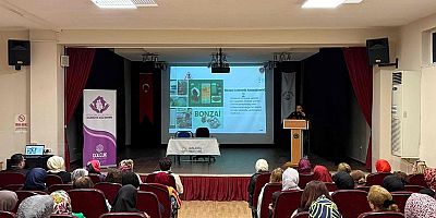 GÖLCÜKTE EN İYİ NARKOTİK POLİSİ ANNE SEMİNERİ