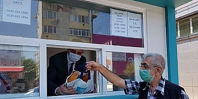 Halk Ekmek satışı Gölcük´te 6 noktada başladı