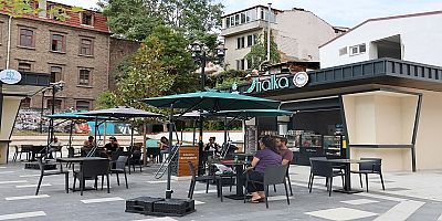 Halka Kafe izmit Mola Parkta hizmete girdi