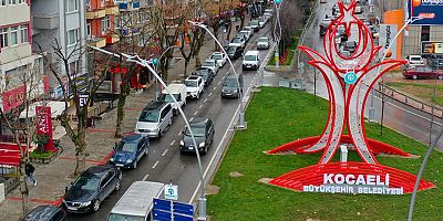 İzmit Atatürk Bulvarında üst yapı tamam