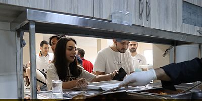 İzmit Belediyesi Aşevi’nden sıcak sofralara uzanan yolculuk