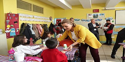 İzmit Belediyesinden öğrencilere Beslenme Saati Uygulaması