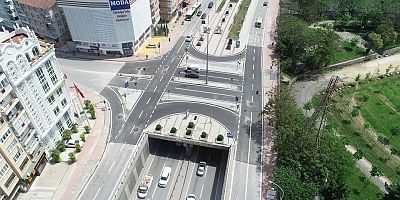 İzmit Gültepe Kavşağı'ndaki asfalt serimi tamamlandı