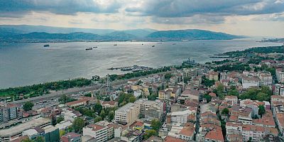 İzmit Körfezinde müsilaj yok kırmızılık mevsimsel geçişten kaynaklanıyor