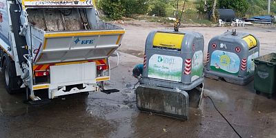 İzmit, kurban sonrası hızla dezenfekte ediliyor