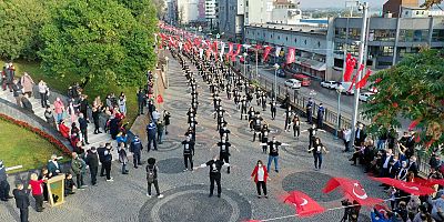 İzmit’te 29 Ekim coşkusu 1000 kişilik zeybek gösterisi ile yaşanacak