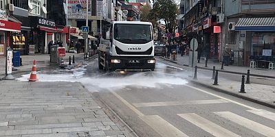 İzmitin her yanında temizlik mesaisi