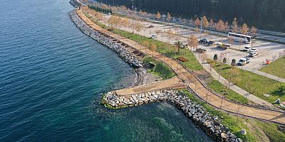 Karamürsel sahili şekilleniyor