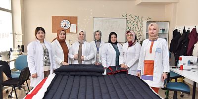 KARTEPELİ KADINLAR ÜRETİYOR DEPREMZEDELER ISINIYOR