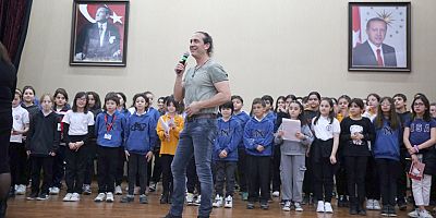 Kıraç Ormanyada 23 Nisan şarkıları söyleyecek