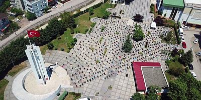 Körfezde 74 Gün Sonra Cemaatle İlk ‘Cuma’