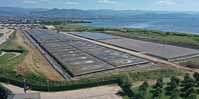 Körfezden 1 milyon metreküp çamur çıkarıldı