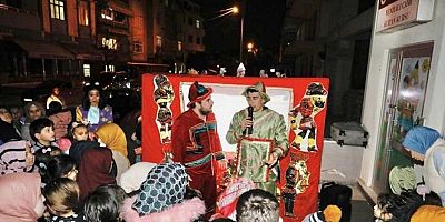 Körfezli Çocuklar Hacivat Karagöz İle Eğlendi	