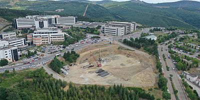 KOÜ Umuttepe Cami ve otoparkı inşaatı devam ediyor