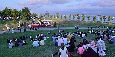 Sekaparkta açık havada yaz konseri yapıldı