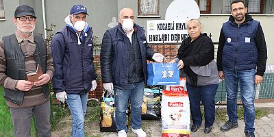 Sokak hayvanlarına 3 ton mama takviyesi