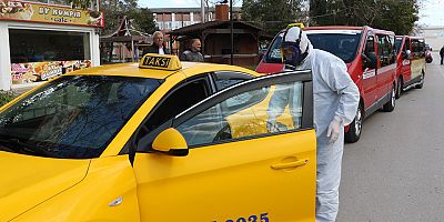 Ticari ve dolmuş taksiler dezenfekte ediliyor