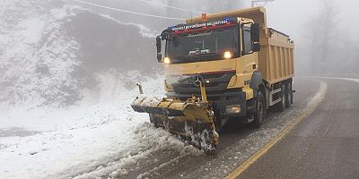 Yüksek kesimlerde kar var