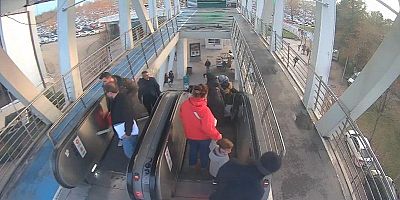 Yürüyen merdiven arızasının sebebi Stop Butonu